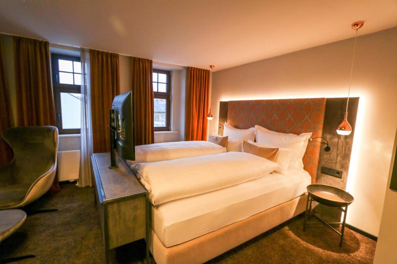 באד נויאנאהר-ארוויילר Boutiquehotel Burg Adenbach & Alter Weinbau מראה חיצוני תמונה