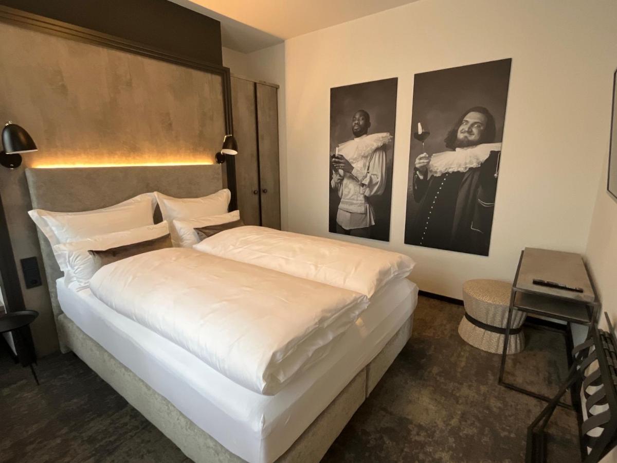 באד נויאנאהר-ארוויילר Boutiquehotel Burg Adenbach & Alter Weinbau מראה חיצוני תמונה