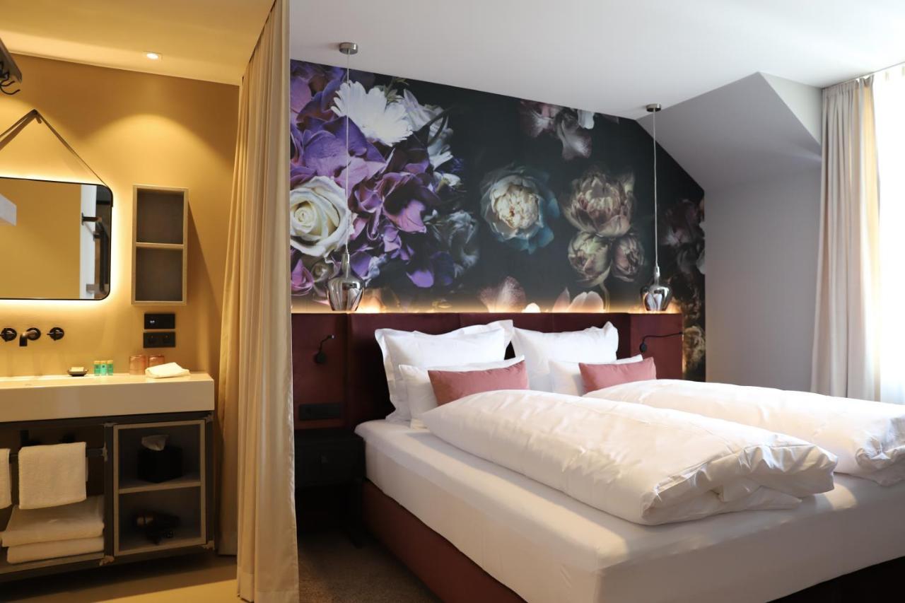 באד נויאנאהר-ארוויילר Boutiquehotel Burg Adenbach & Alter Weinbau מראה חיצוני תמונה