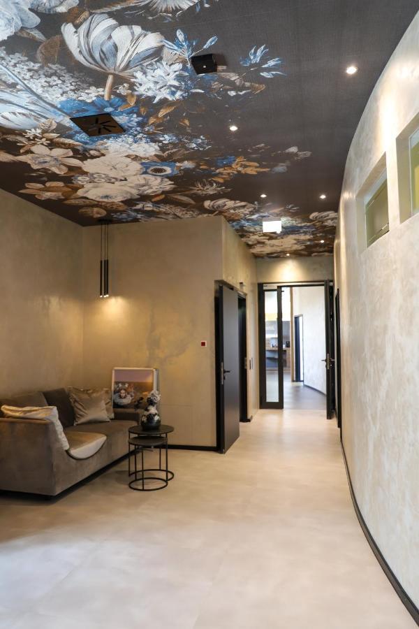 באד נויאנאהר-ארוויילר Boutiquehotel Burg Adenbach & Alter Weinbau מראה חיצוני תמונה
