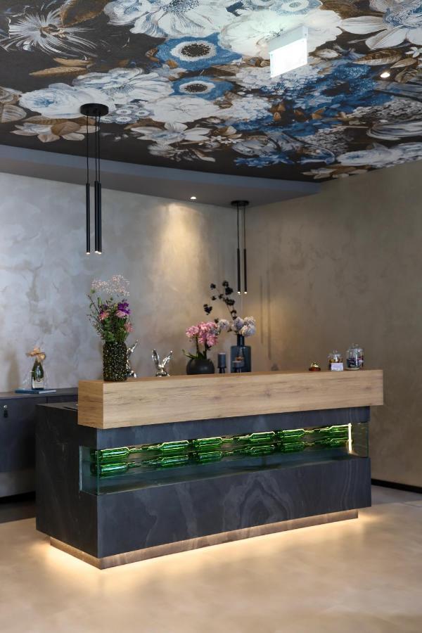 באד נויאנאהר-ארוויילר Boutiquehotel Burg Adenbach & Alter Weinbau מראה חיצוני תמונה