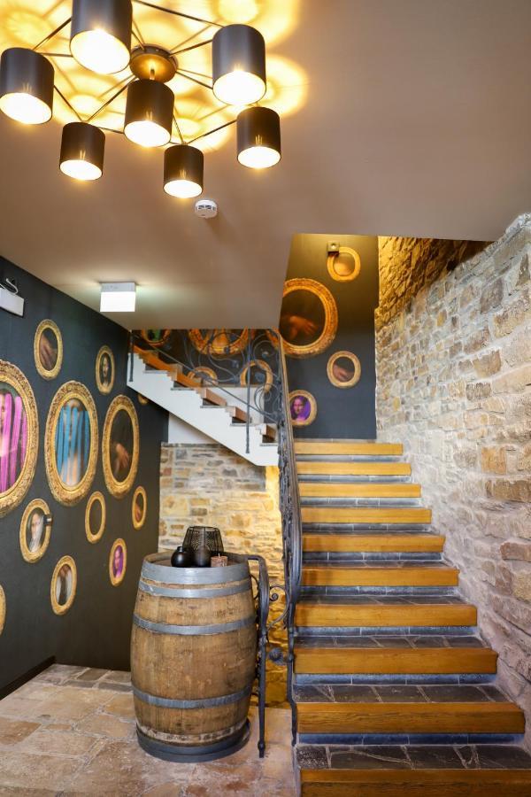 באד נויאנאהר-ארוויילר Boutiquehotel Burg Adenbach & Alter Weinbau מראה חיצוני תמונה